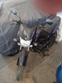 Black Yamaha Gladiator