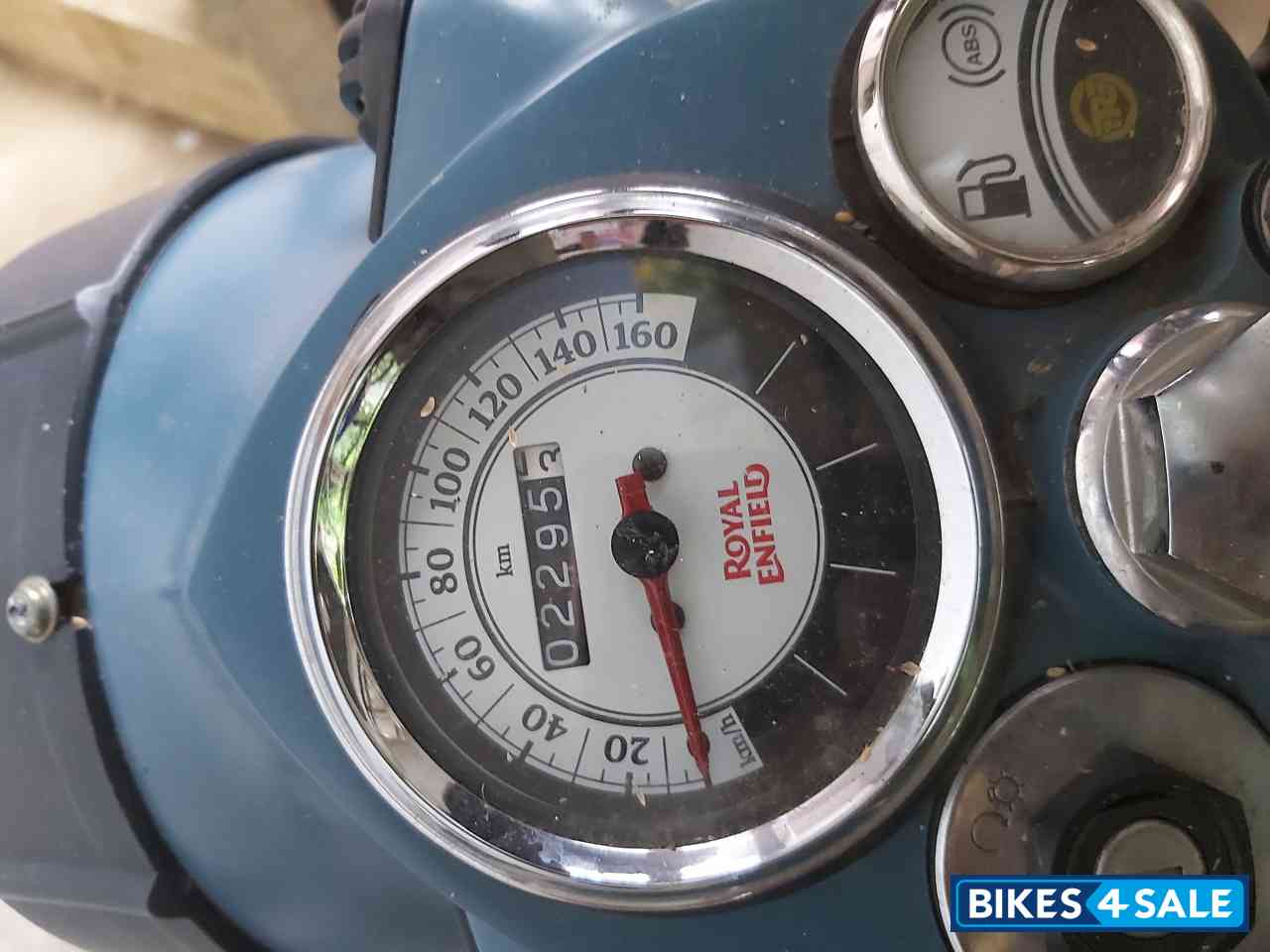 Royal Enfield Classic Signals Airborne Blue