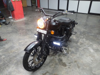 Royal Enfield Classic 500