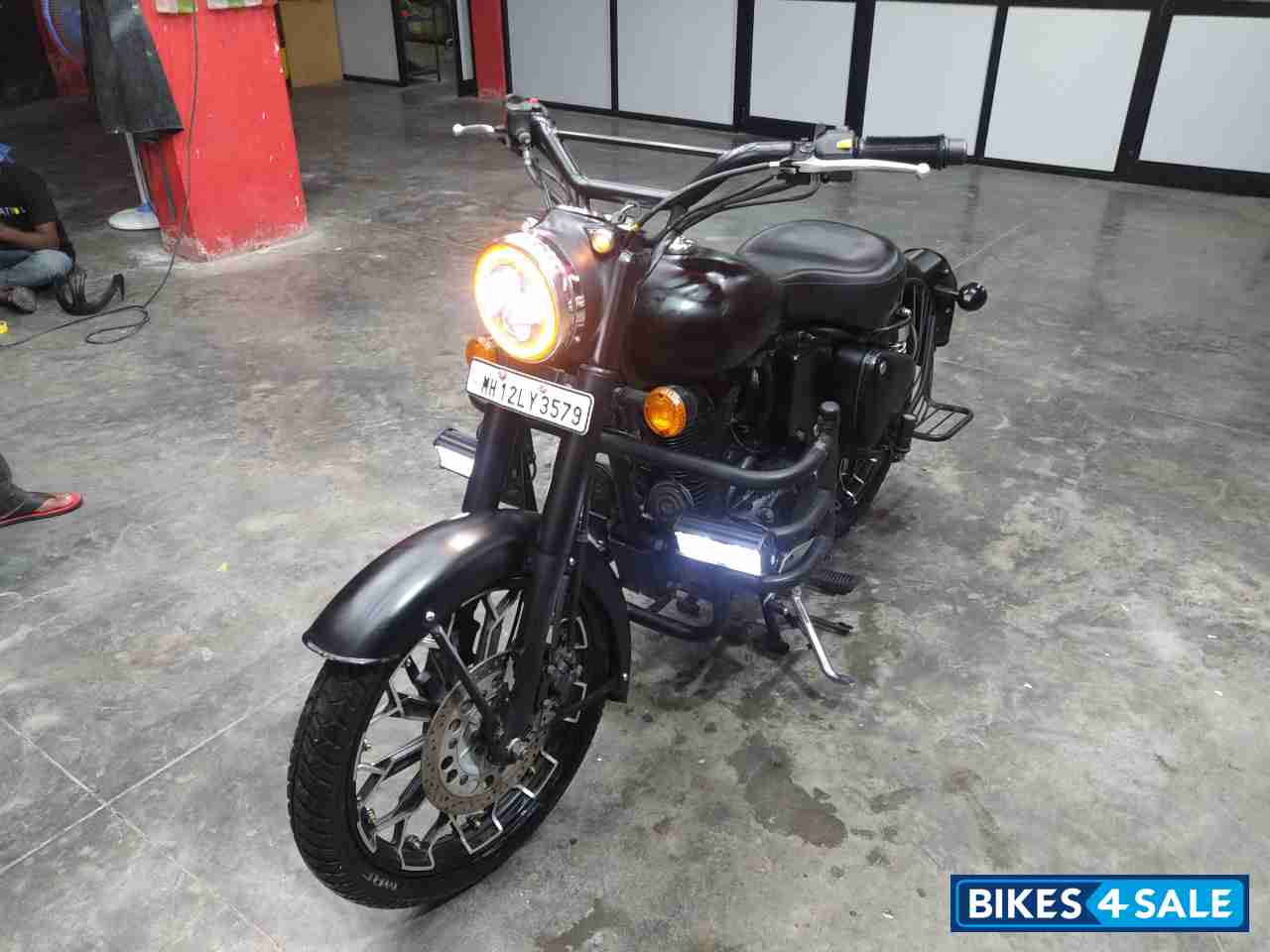 Royal Enfield Classic 500