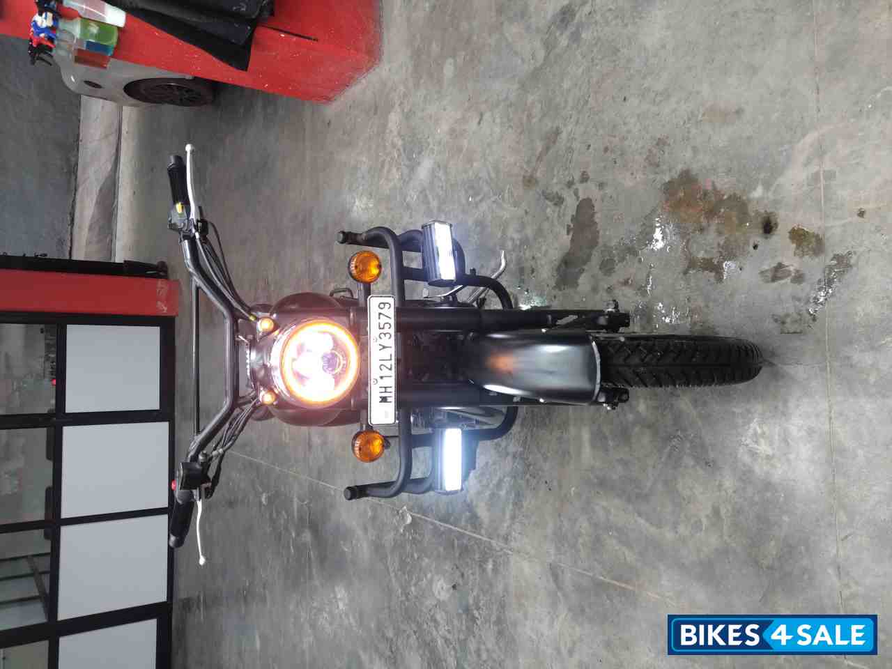 Royal Enfield Classic 500