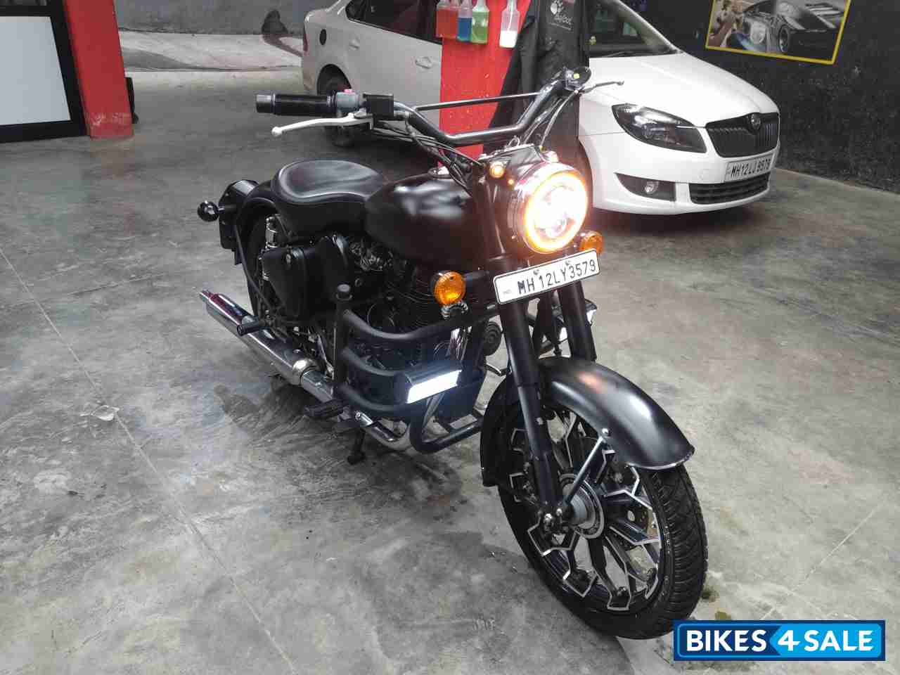 Royal Enfield Classic 500