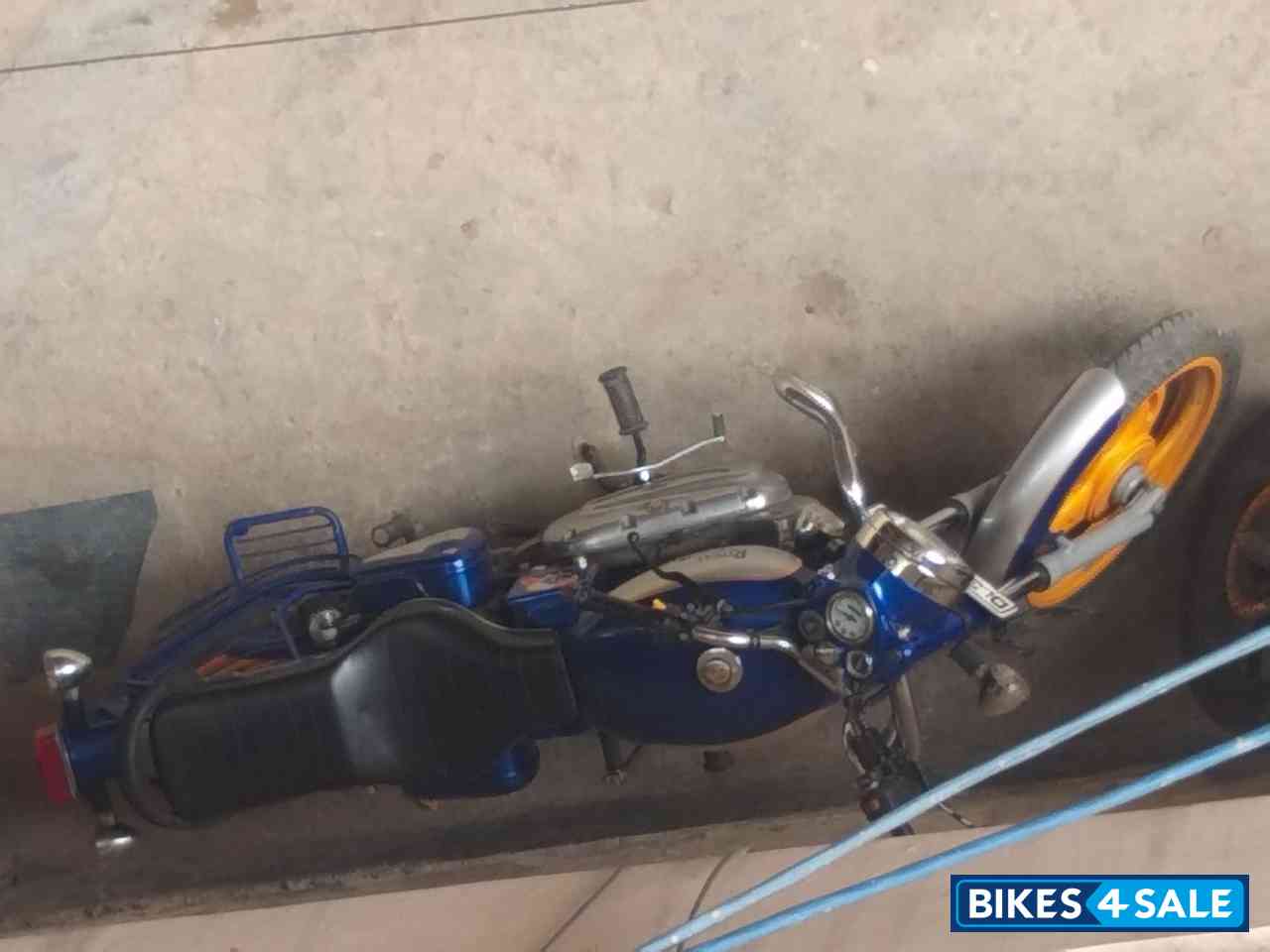 Blue Royal Enfield Bullet Electra 5S