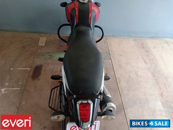 Black And Red Bajaj V15