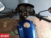 Blue And Black Honda Dream Yuga