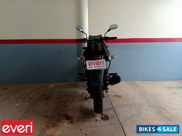 Black Bajaj Pulsar 150 Classic