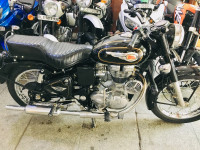 Black Royal Enfield Bullet Standard 350