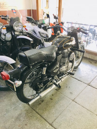 Black Royal Enfield Bullet Standard 350