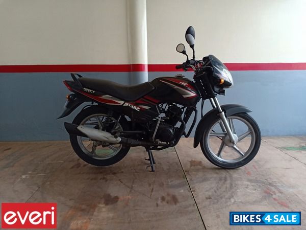 Black TVS Star City