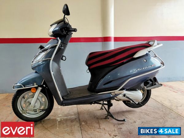 Blue Honda Activa 125
