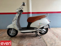 White Suzuki Access 125 Special Edition