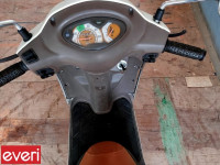 White Suzuki Access 125 Special Edition