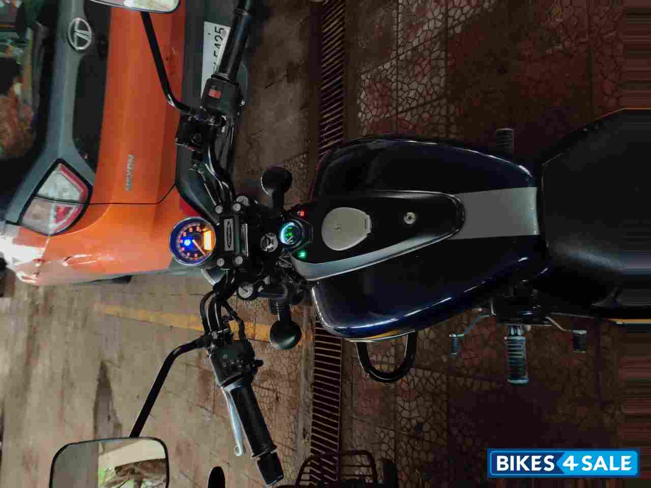 Bajaj Avenger Street 150