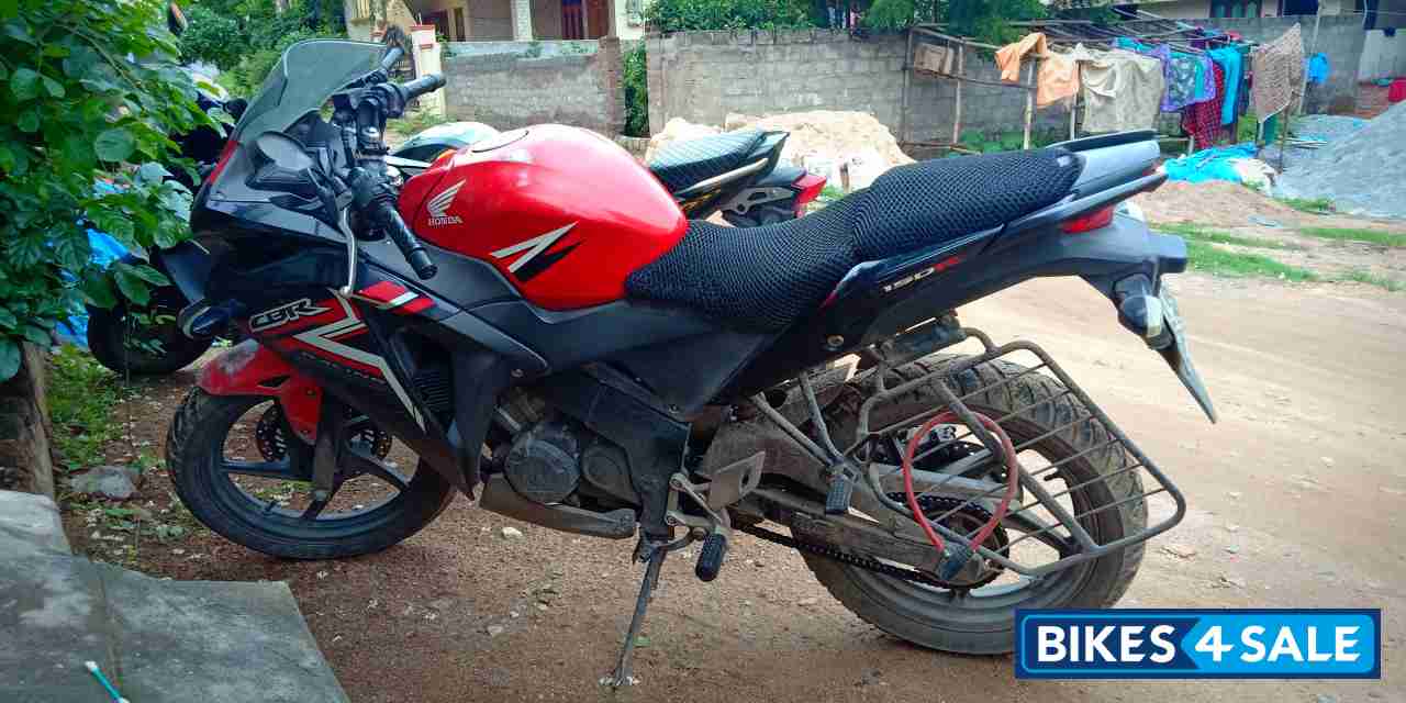Honda CBR 150R