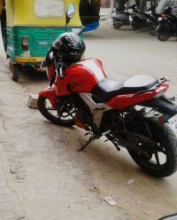 Red TVS Apache RTR 160 4V