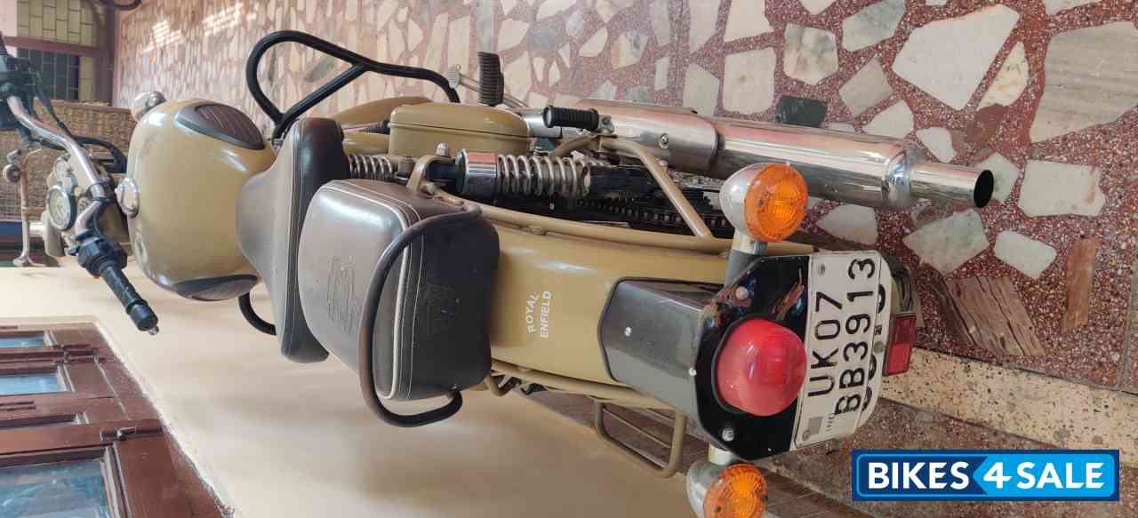 Army Royal Enfield Classic Desert Storm