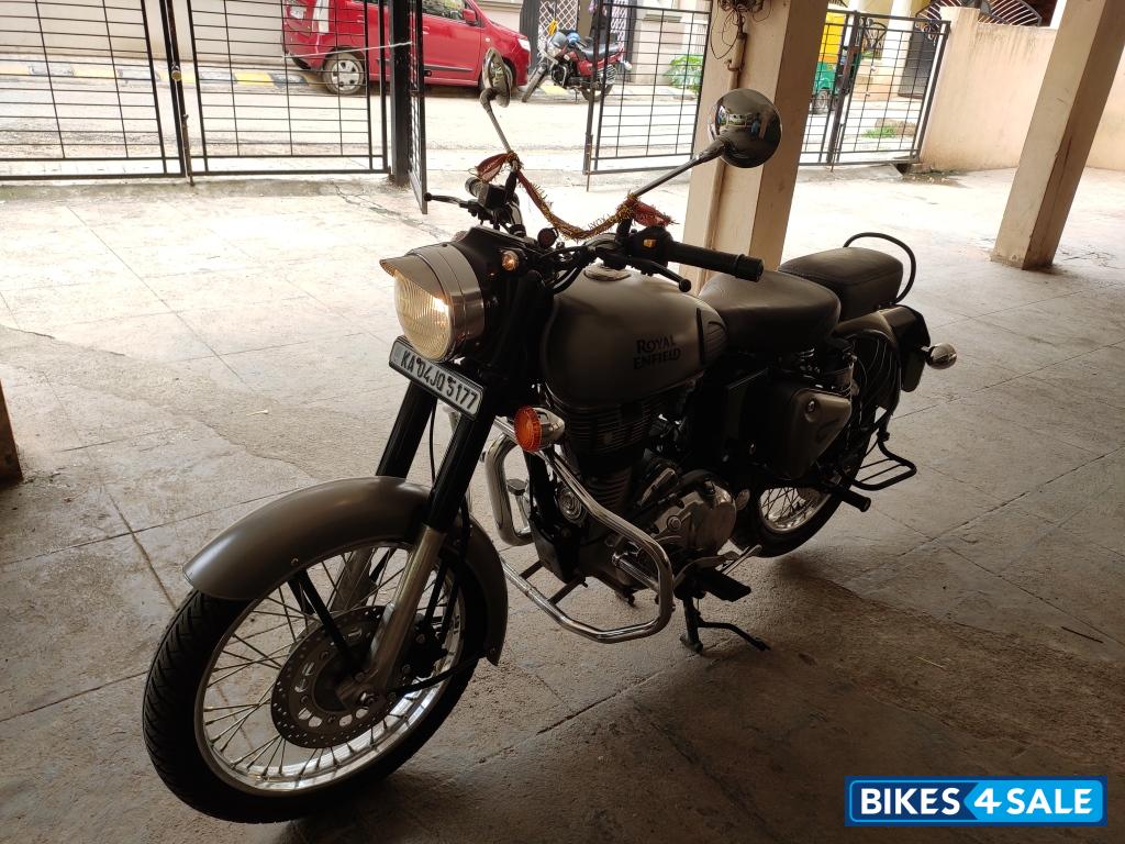 Royal Enfield Classic Gunmetal Grey