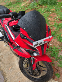 Read Bajaj Pulsar RS 200 ABS