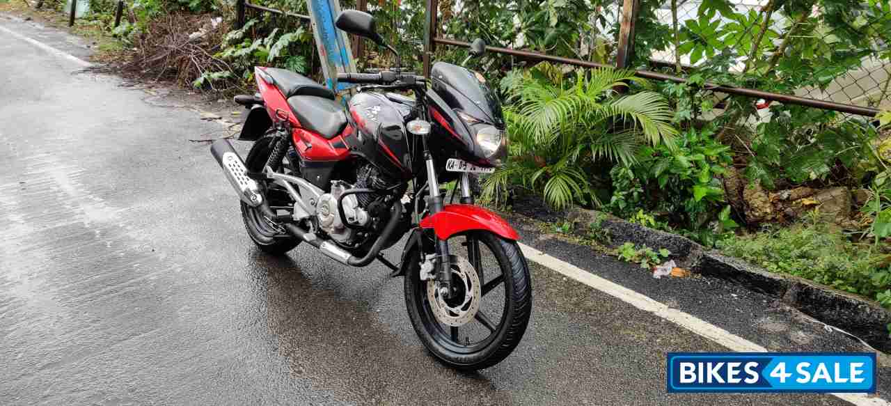 Red And Black Dual Colour Bajaj Pulsar 180 DTSi