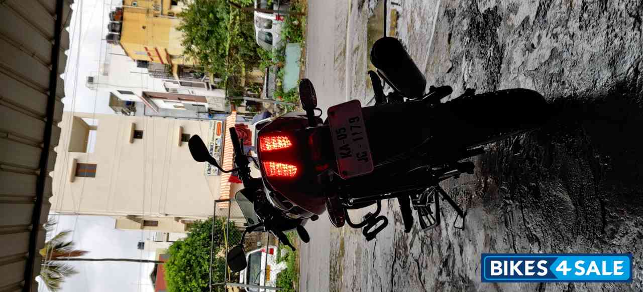Red And Black Dual Colour Bajaj Pulsar 180 DTSi Red And Black Dual Colour Bajaj Pulsar 180 DTSi