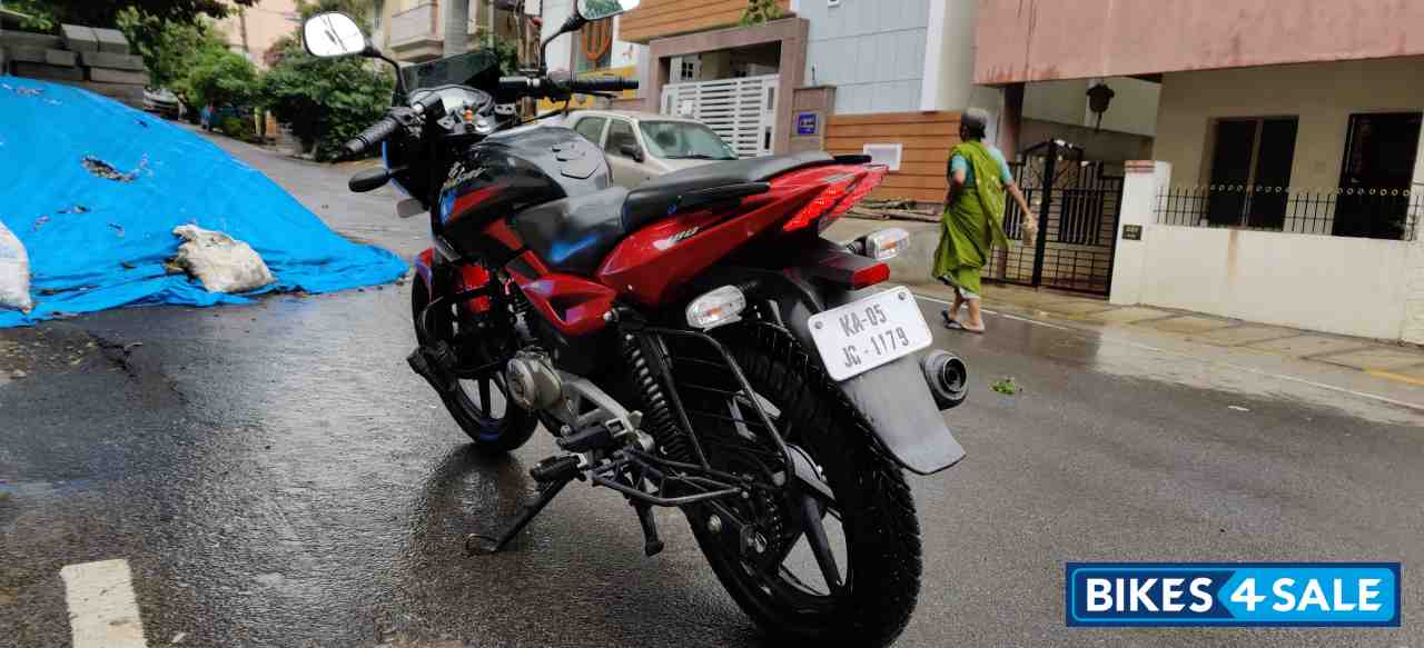 Red And Black Dual Colour Bajaj Pulsar 180 DTSi Red And Black Dual Colour Bajaj Pulsar 180 DTSi
