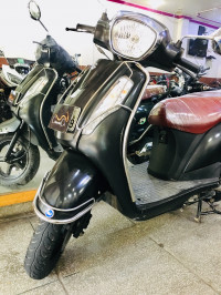 Matt Black Suzuki Access 125 Special Edition