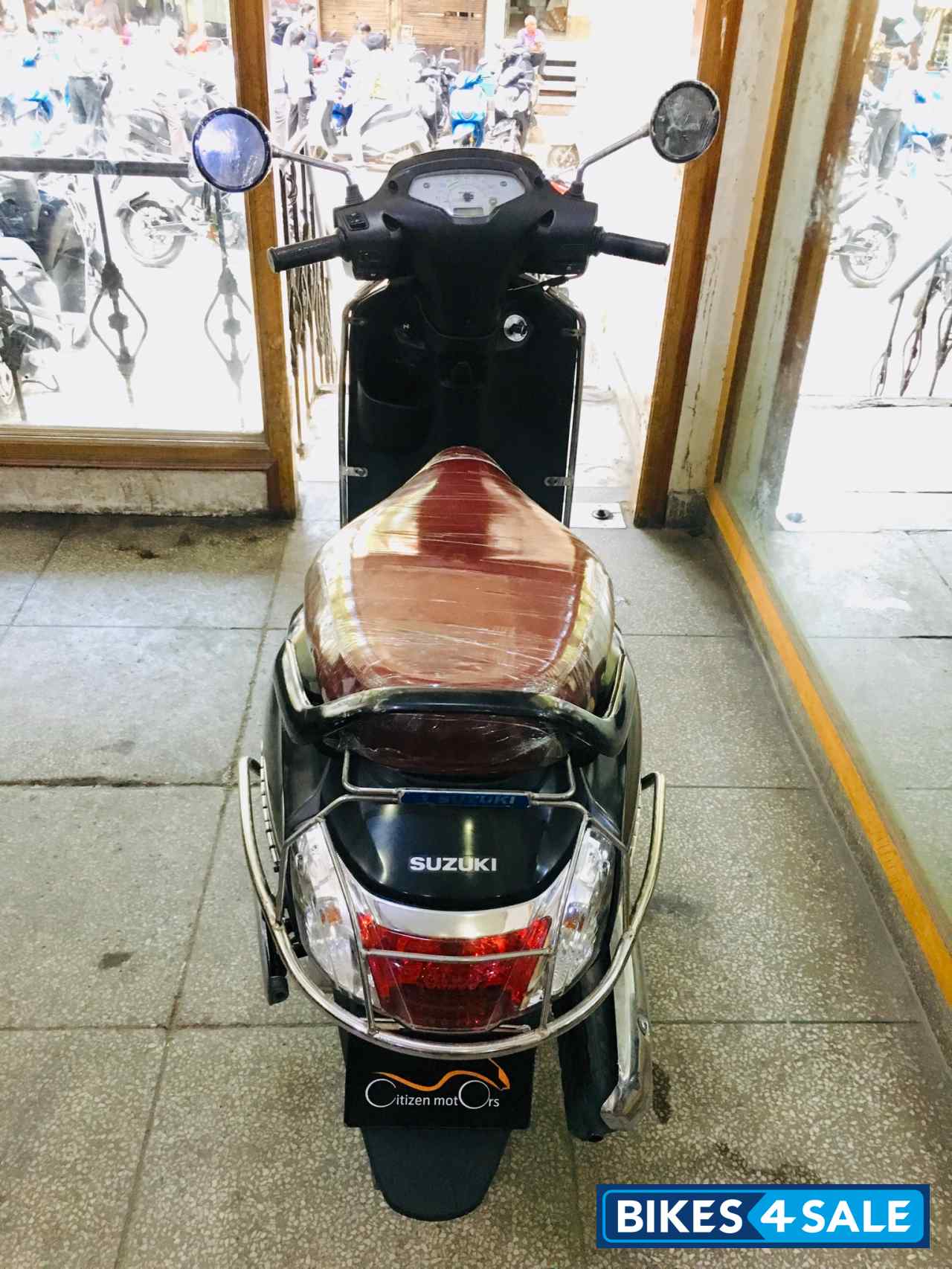 Matt Black Suzuki Access 125 Special Edition