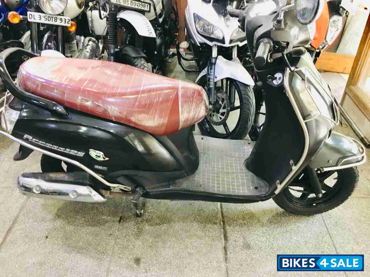 Matt Black Suzuki Access 125 Special Edition