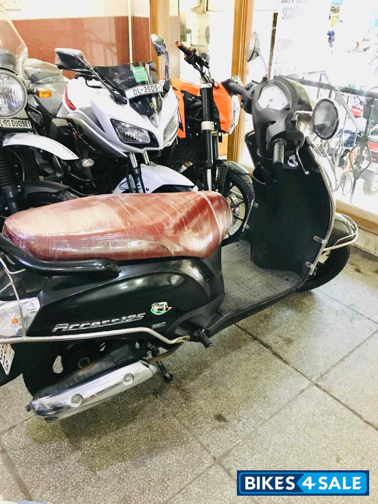 Matt Black Suzuki Access 125 Special Edition