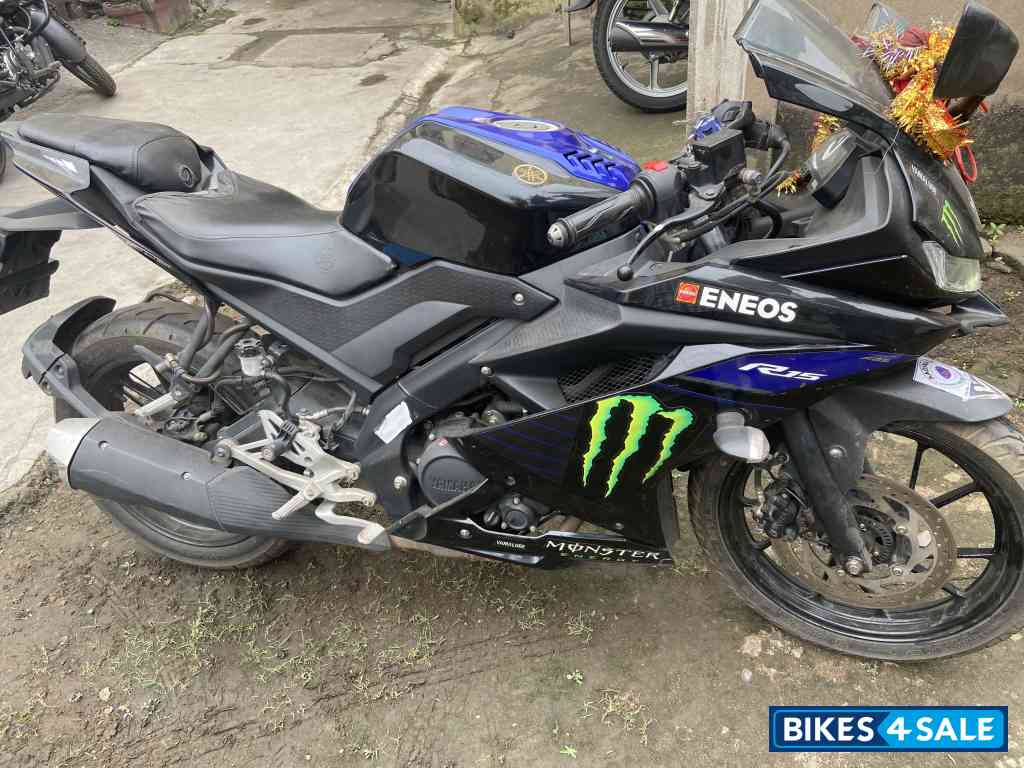 Motogp Yamaha R15M Monster Energy MotoGP Edition