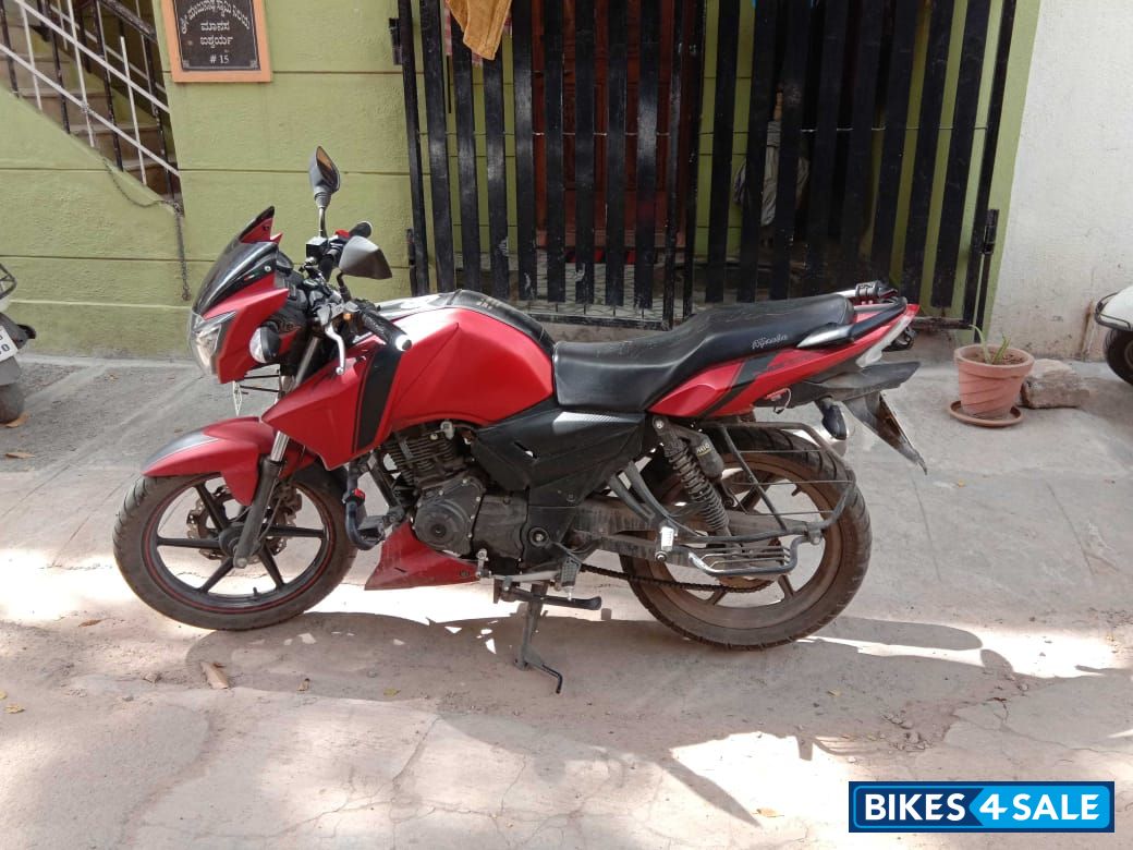 Matt Red TVS Apache RTR 160