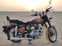 Chestnut Royal Enfield Classic 350