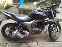 Black Suzuki Gixxer 150