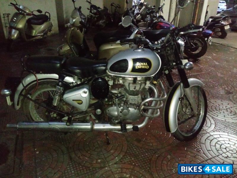 Silver Royal Enfield Classic 500