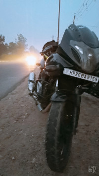 Black Bajaj Pulsar 220 DTSi