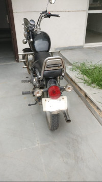 Black Royal Enfield Thunderbird TwinSpark 350