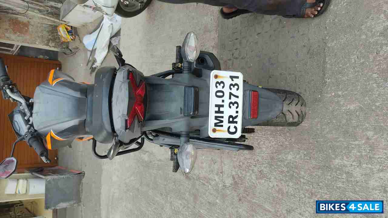 Orange & Black Honda CB Hornet 160R