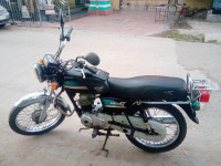 Blue And Black Bajaj Boxer