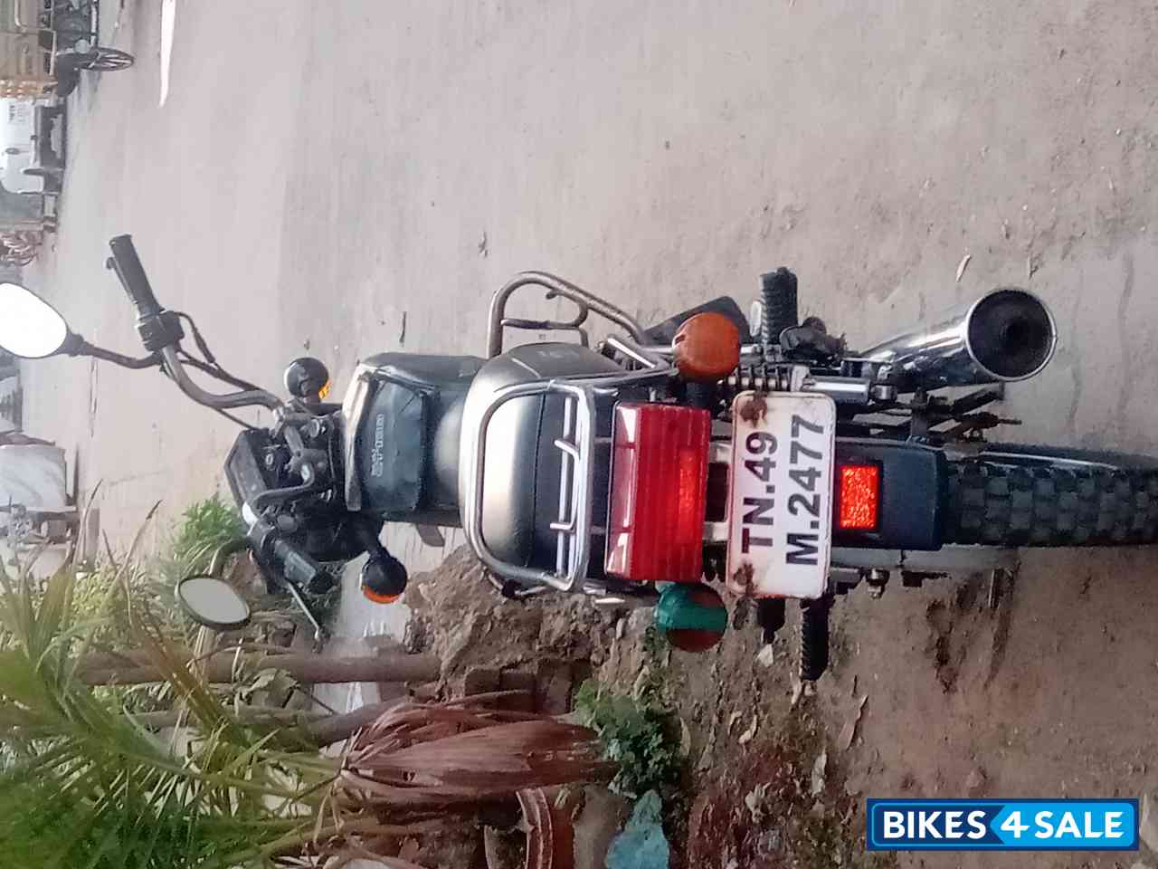 Blue And Black Bajaj Boxer
