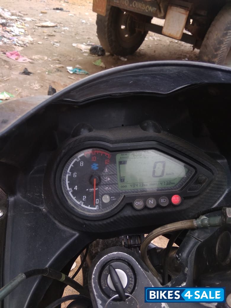 Ebony Black Bajaj Pulsar 220F