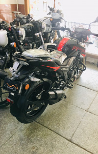 Black TVS Apache RTR 200 4V ABS Race Edition 2.0