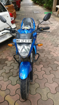 Blue Suzuki Gixxer 150