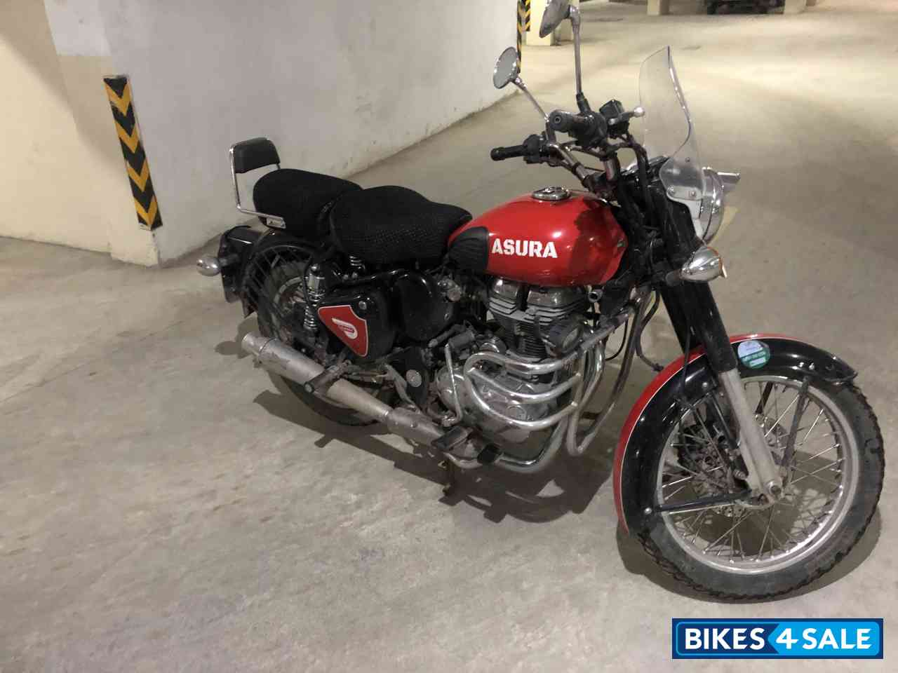 Royal Enfield Classic 500