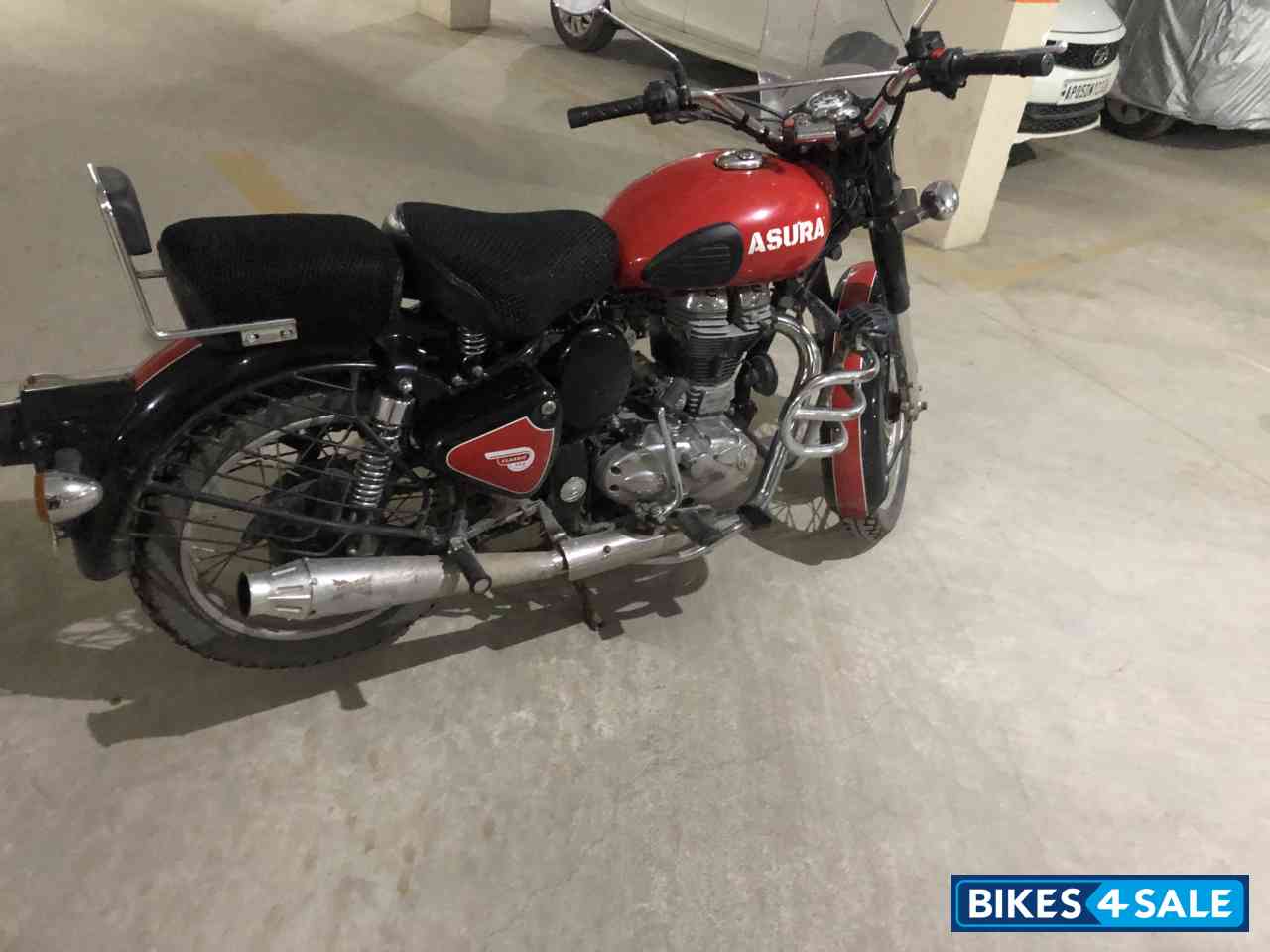 Royal Enfield Classic 500 Royal Enfield Classic 500