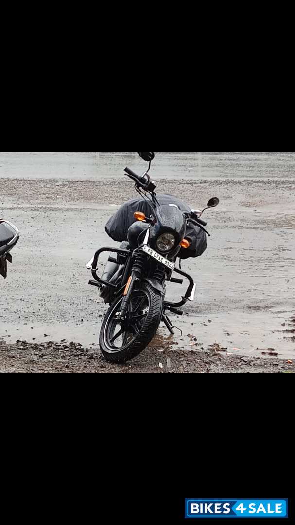 Mat Black Harley Davidson Street 750