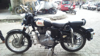 Black Royal Enfield Bullet Standard 350