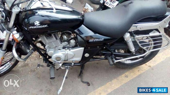 Bajaj Avenger 220 DTS-i