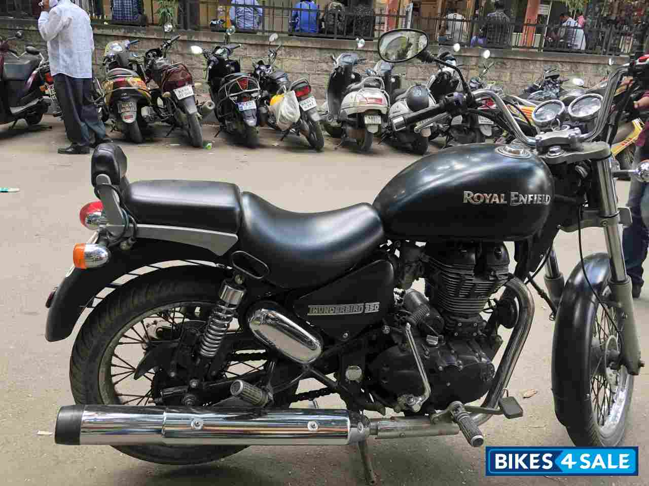 Royal Enfield Thunderbird TwinSpark 350 Royal Enfield Thunderbird TwinSpark 350