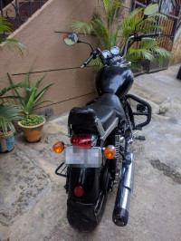 Black Royal Enfield Thunderbird 350