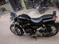 Black Royal Enfield Thunderbird 350